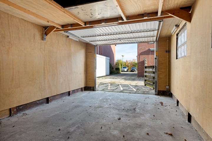 Foto 33 van John F Kennedy-laan 18