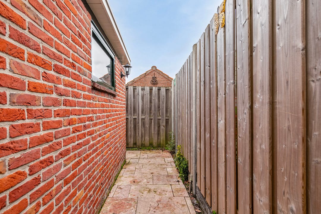 Photo 22 of Dr Schaepmanstraat 55