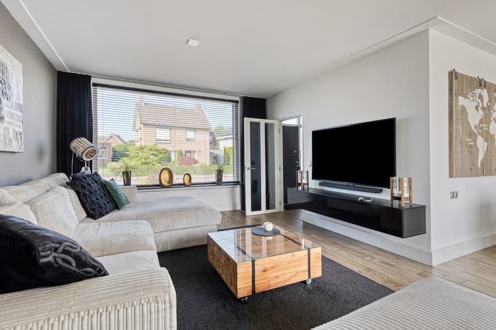 Foto 12 van Puttenstraat 4