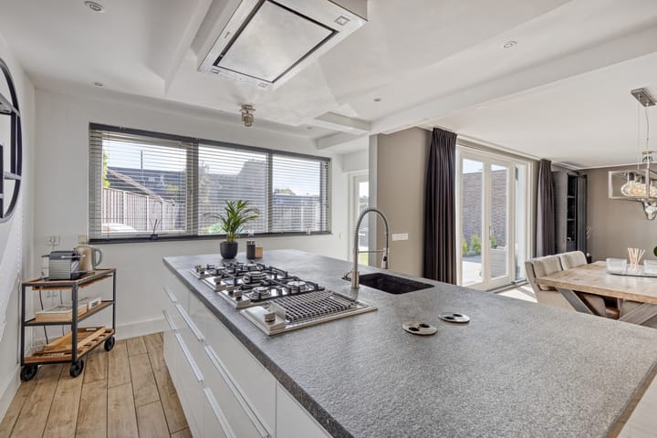 Foto 19 van Puttenstraat 4