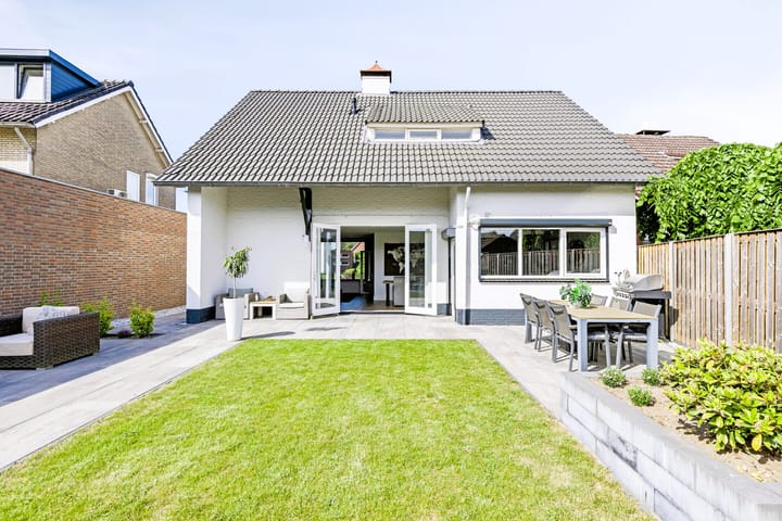 Foto 40 van Puttenstraat 4