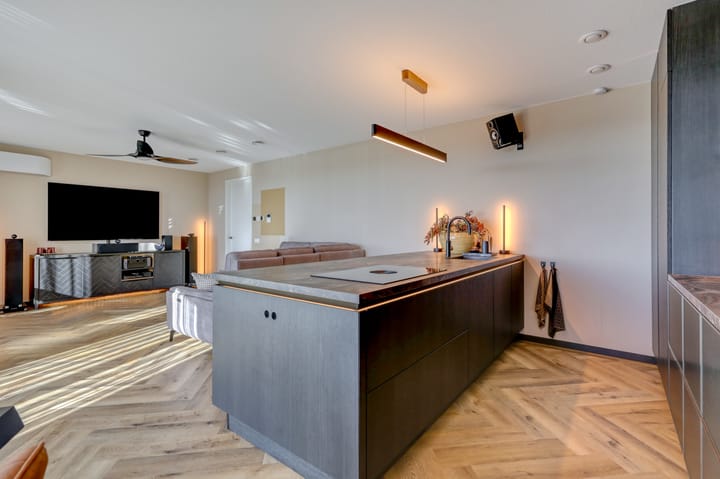 Foto 17 van Koningslinde 1-H01