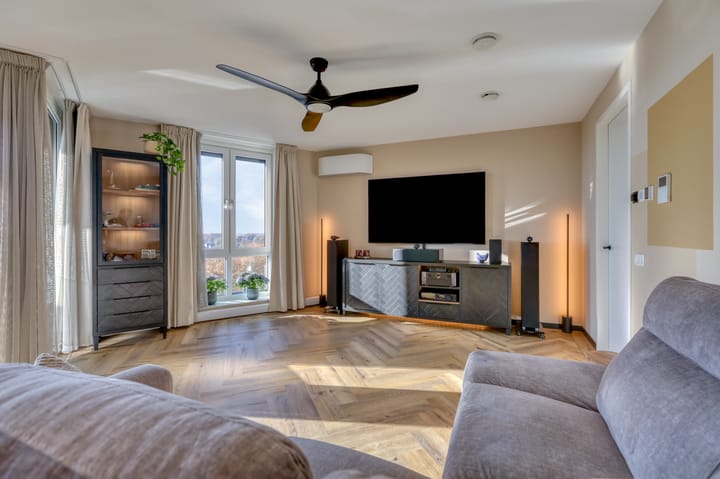 Foto 21 van Koningslinde 1-H01