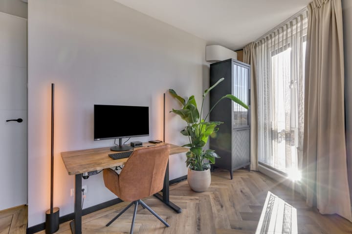 Foto 30 van Koningslinde 1-H01