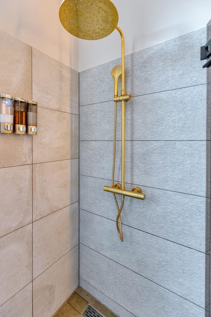 Foto 35 van Koningslinde 1-H01