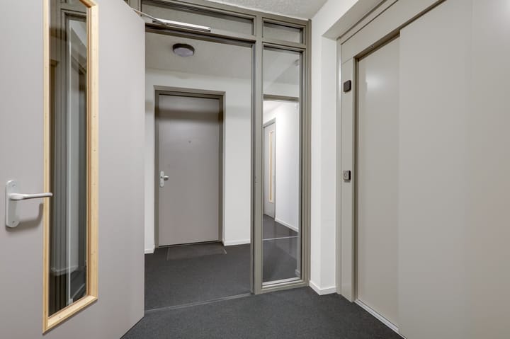 Foto 43 van Koningslinde 1-H01