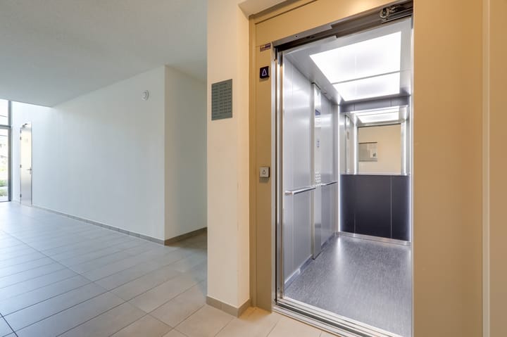 Foto 44 van Koningslinde 1-H01