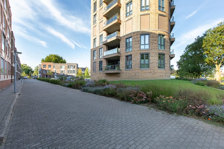 Foto 52 van Koningslinde 1-H01