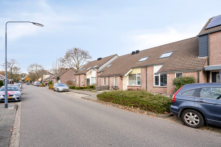 Foto 35 van Rijnlaan 33