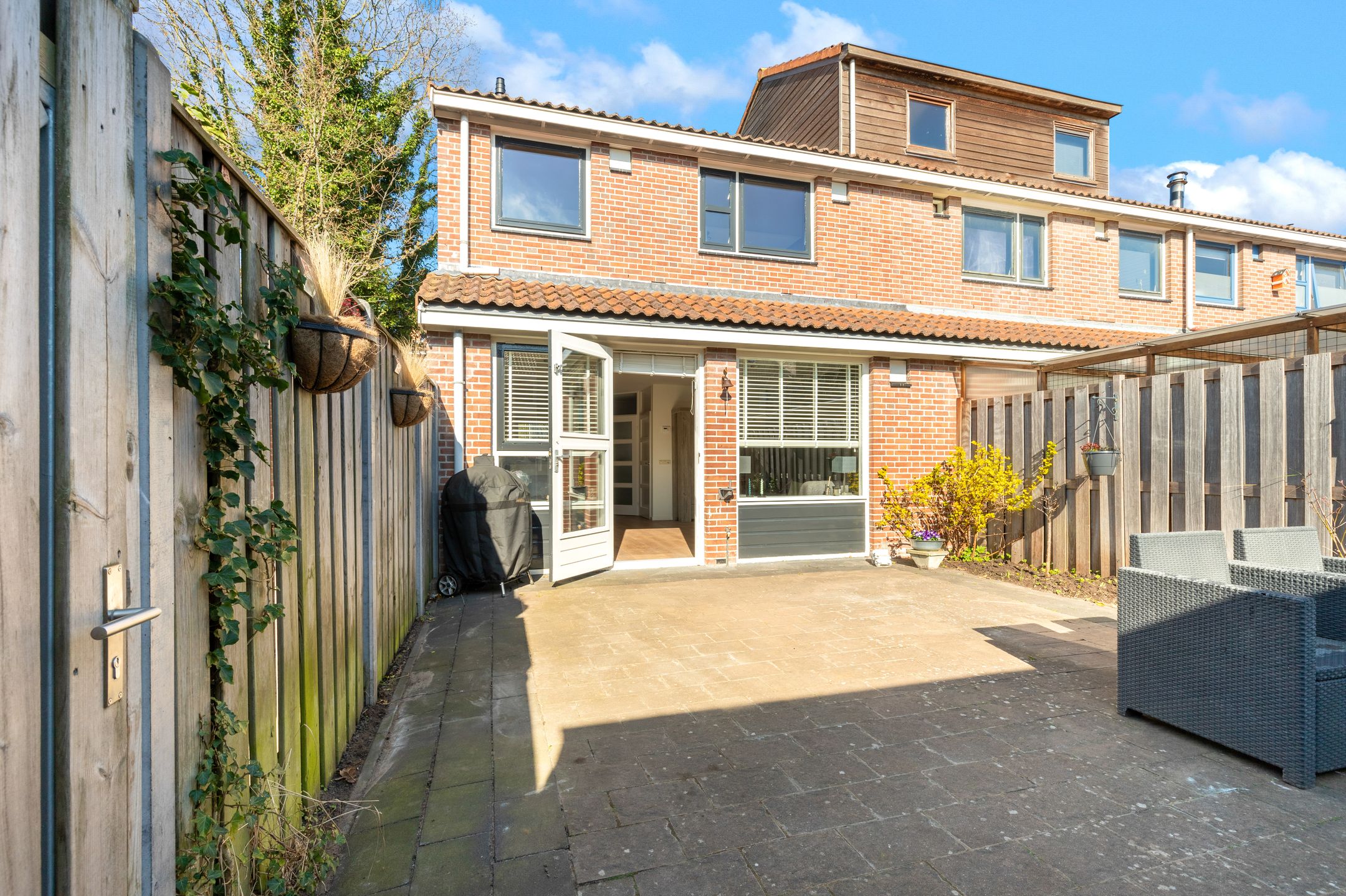 Foto 27 van Dotterbloem 2