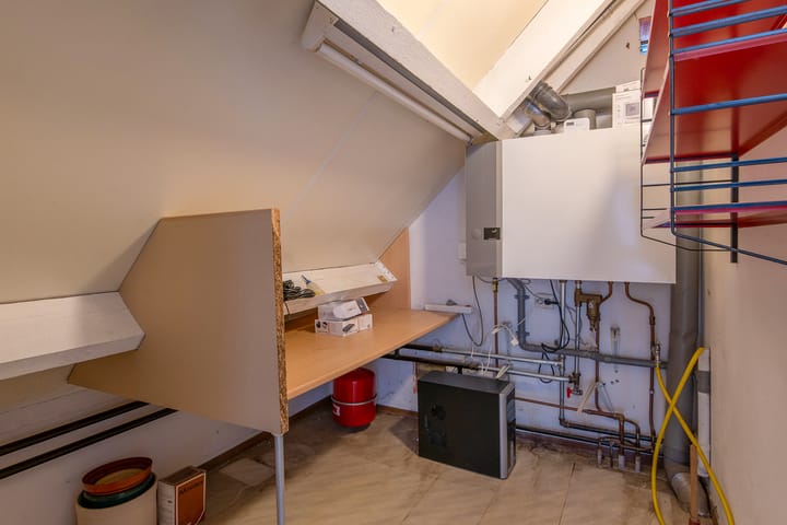 Photo 26 of Burgemeester Uijenstraat 3