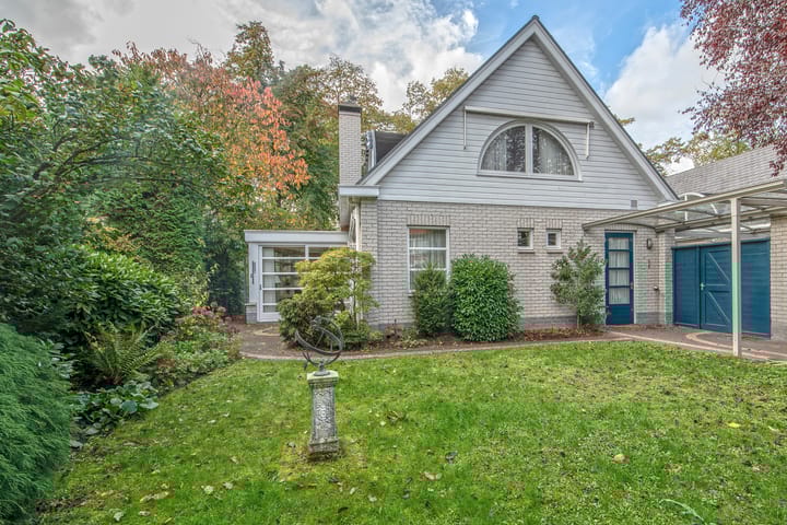 Photo 28 of Burgemeester Uijenstraat 3