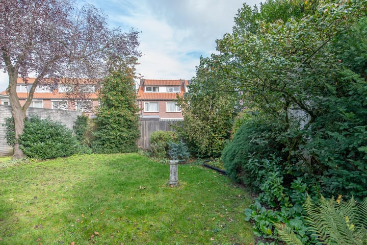 Photo 30 of Burgemeester Uijenstraat 3