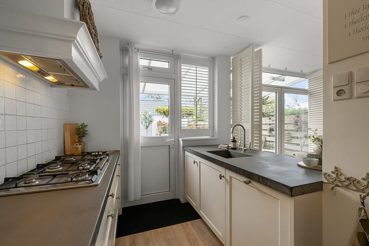 Foto 7 van Florastraat 31