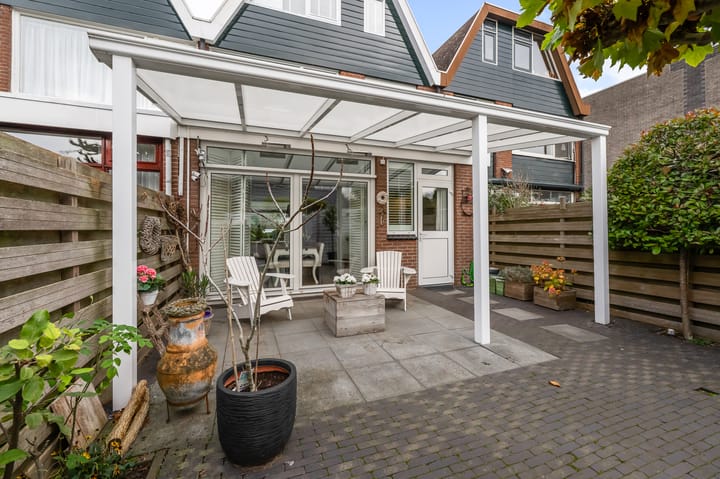 Foto 12 van Florastraat 31