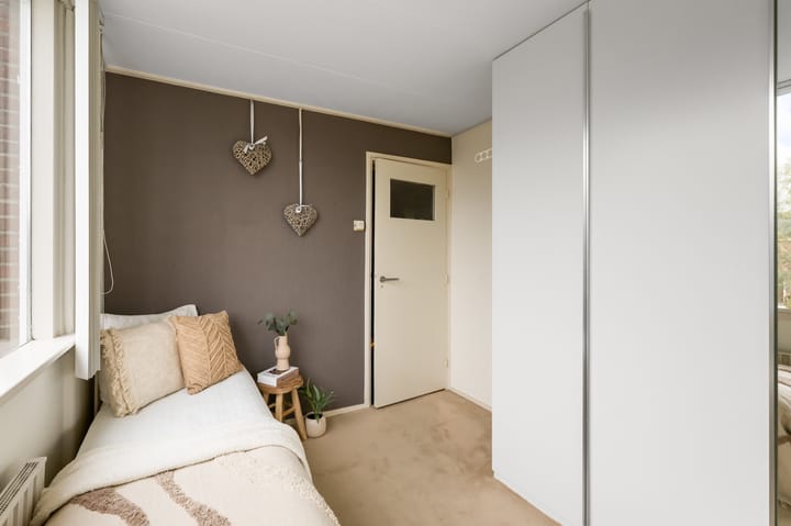 Foto 24 van Florastraat 31