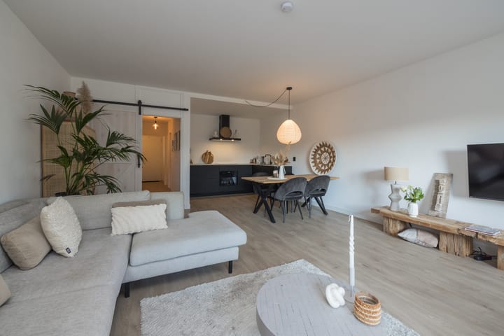 Photo 10 of Roodborststraat 55