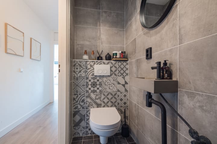 Photo 21 of Roodborststraat 55