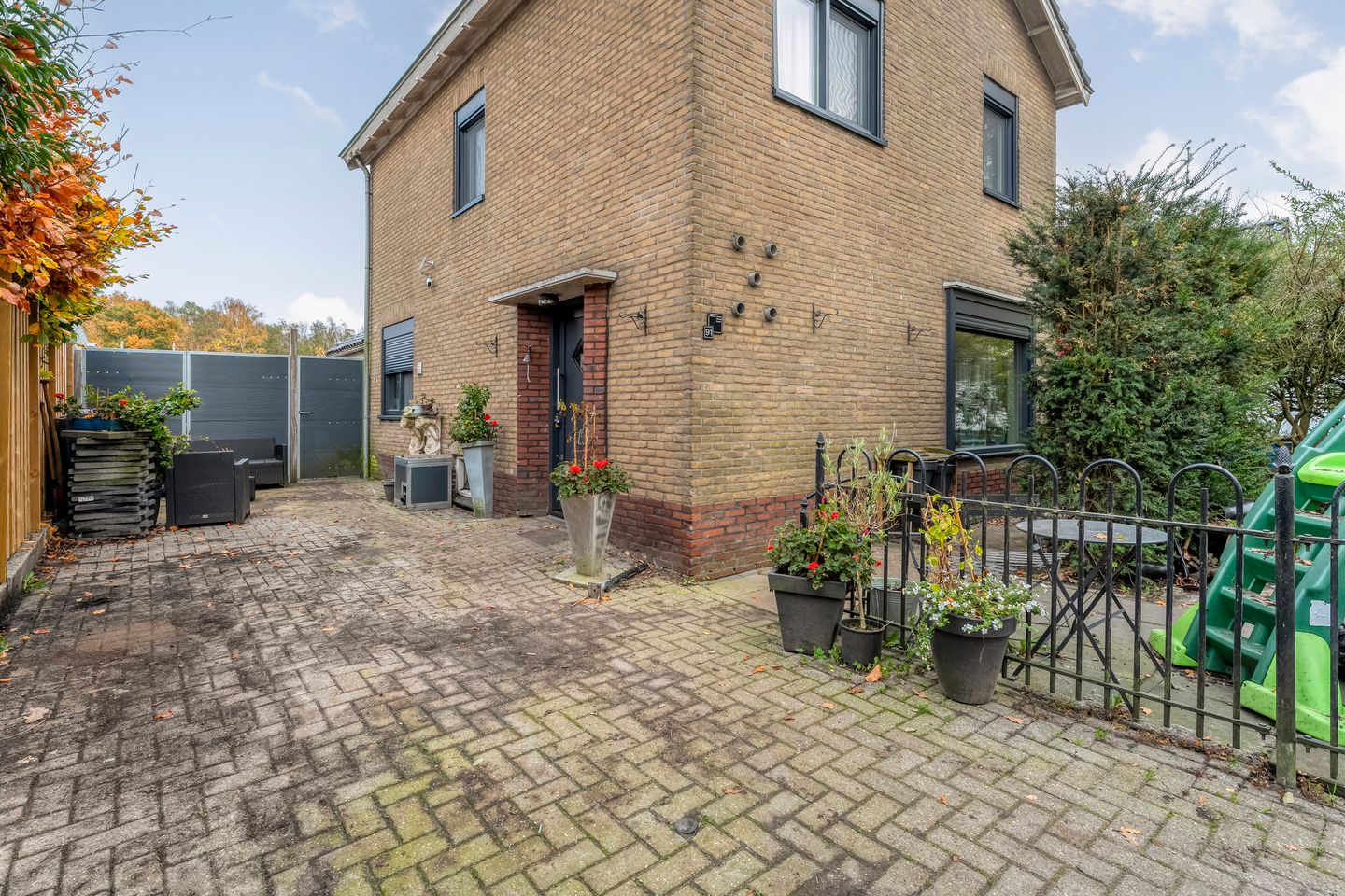 Photo 14 of Zuideropgaande 91