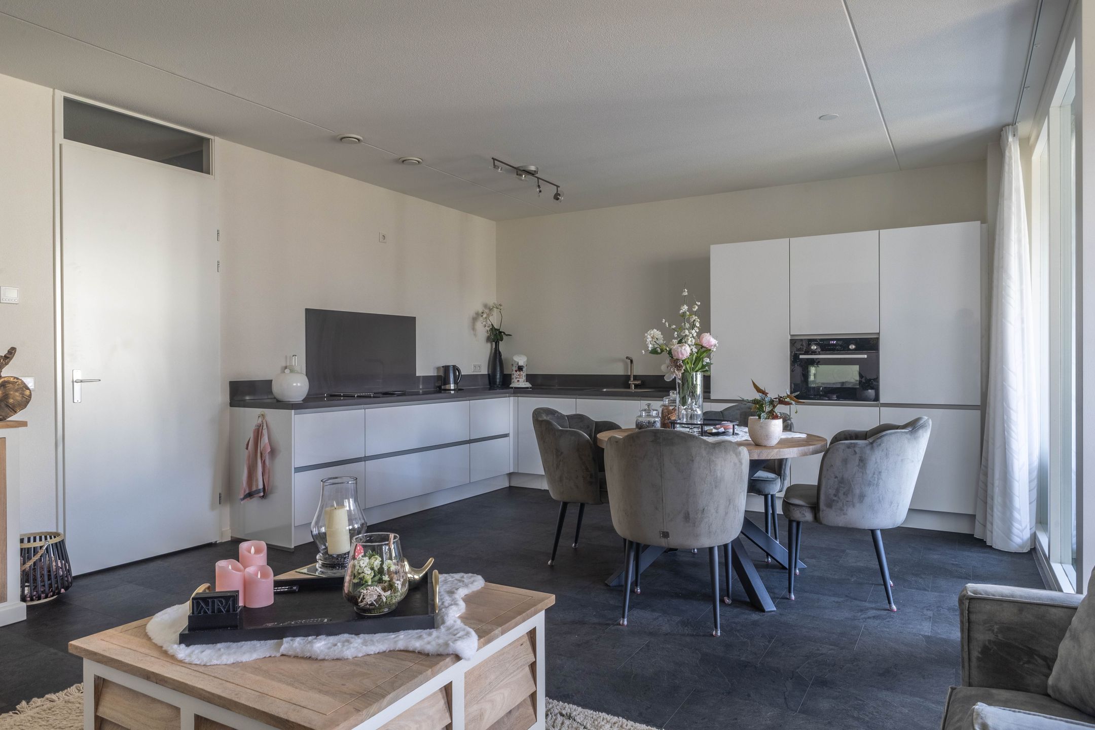 Foto 12 van Noorderhoofdstraat 12-E