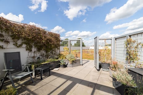 Apollopad 3-K tertiary image