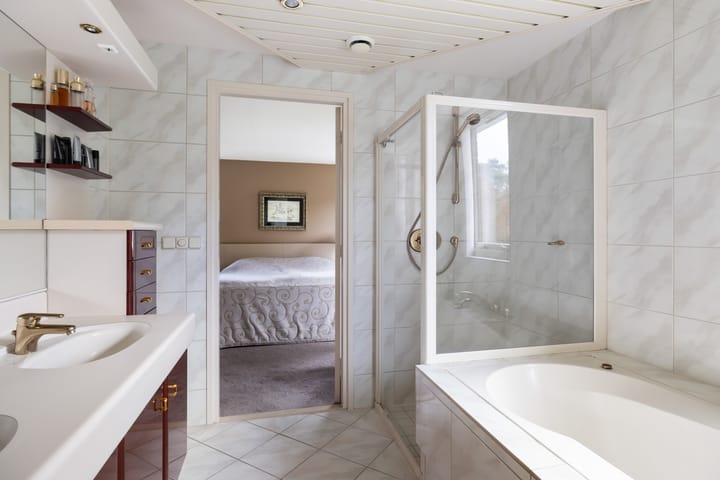 Foto 18 van Larixlaan 9-A