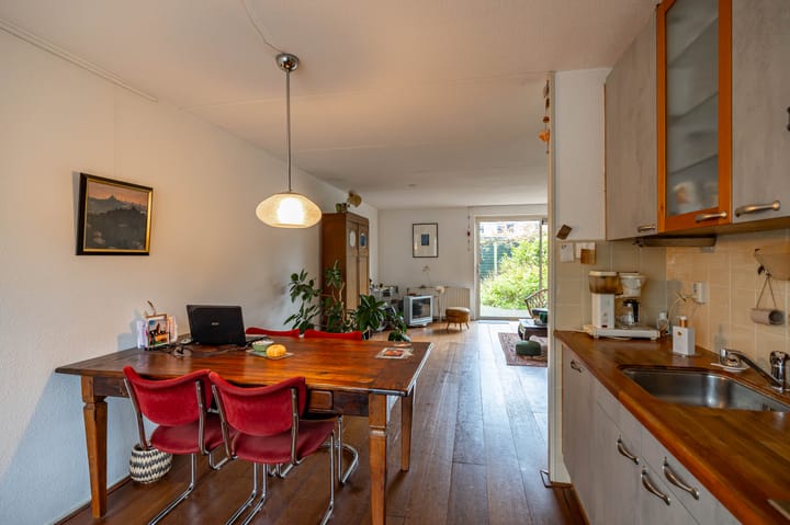 Photo 12 of Niek Engelschmanstraat 9