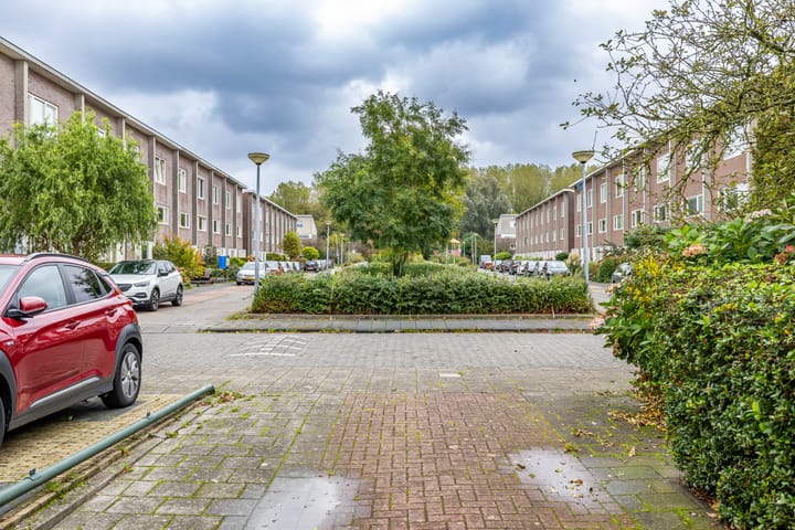 Photo 28 of Niek Engelschmanstraat 9