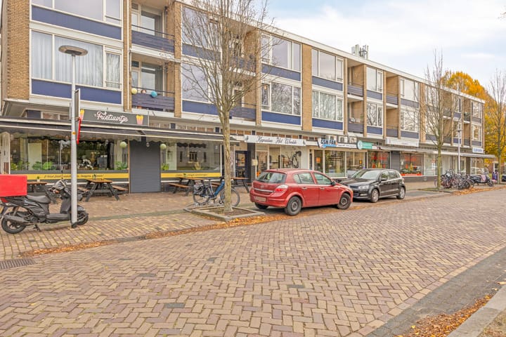 Photo 2 of Bandoengstraat 44