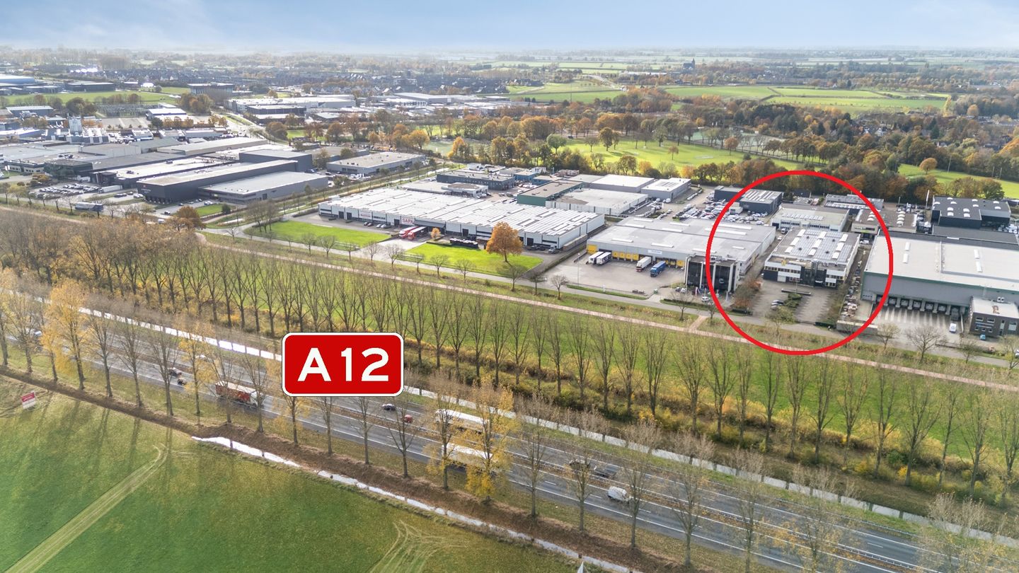 Bekijk foto 2 van Edisonstraat 60