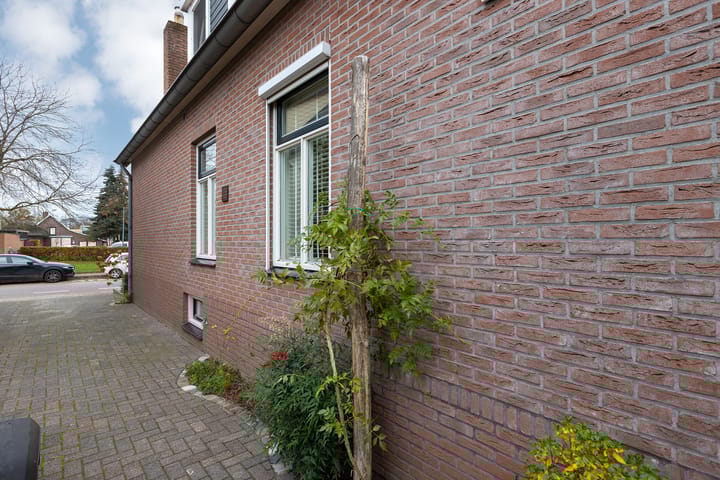 Foto 34 van Parallelweg 22