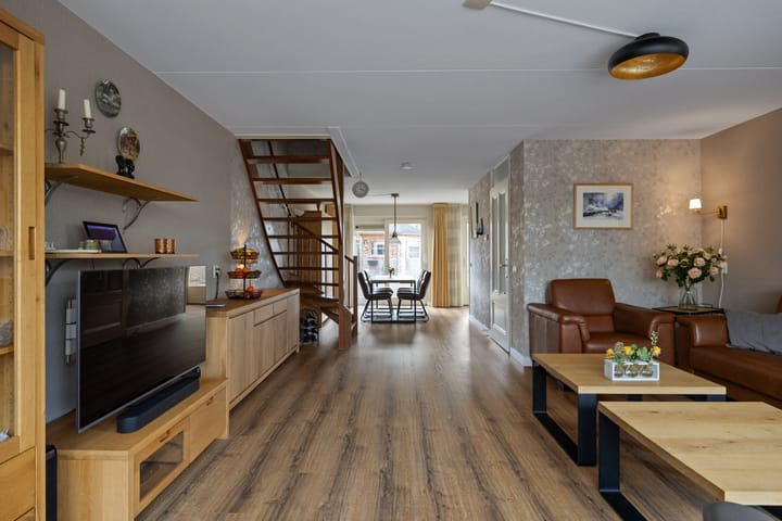 Photo 10 of Werfstraat 74