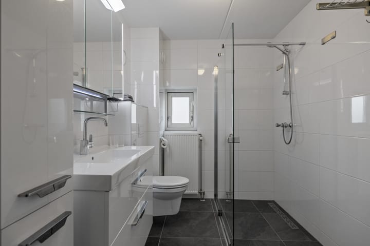 Photo 20 of Werfstraat 74