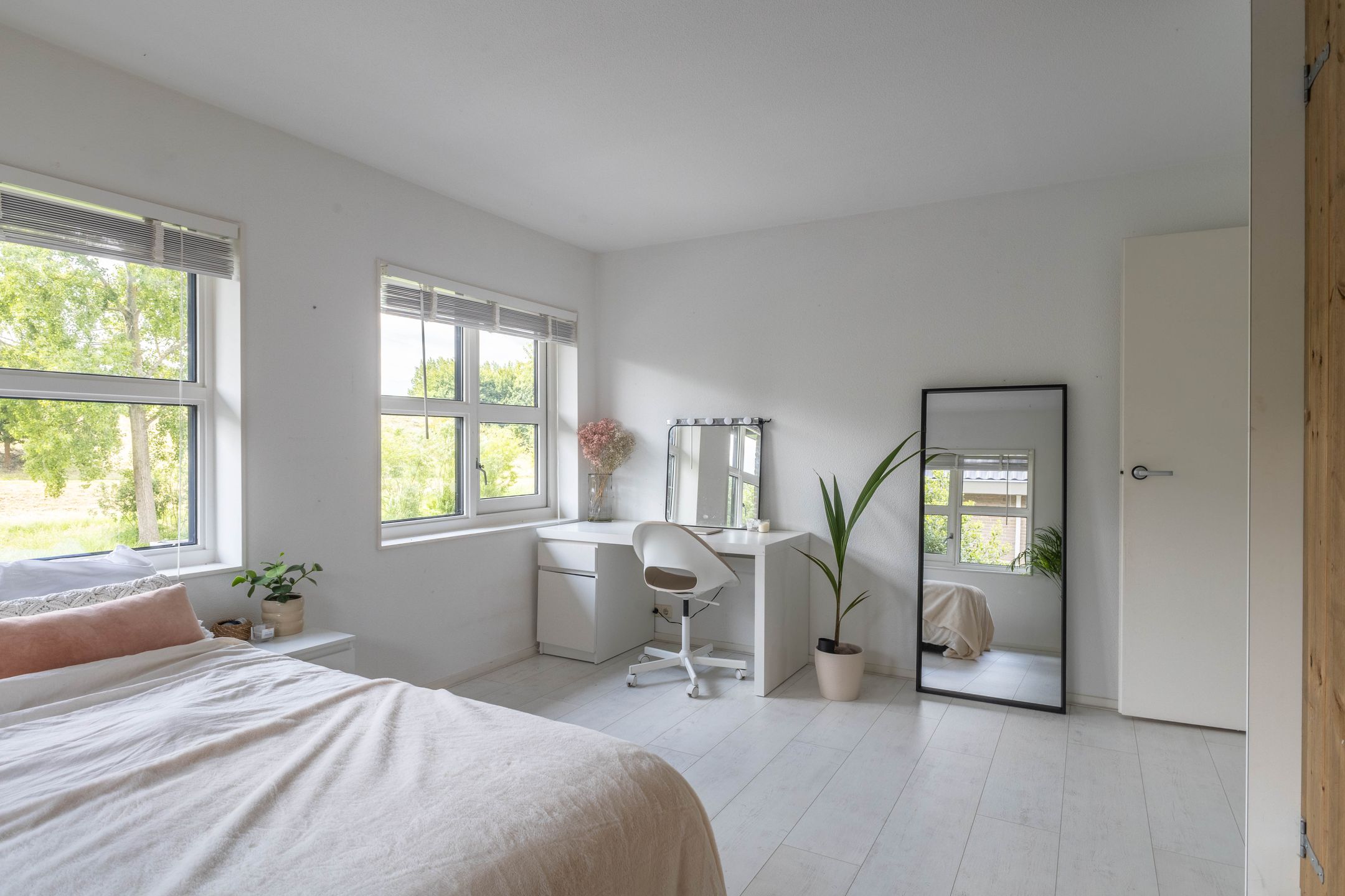 Foto 33 van Jean-Louis Pisuisselaan 2