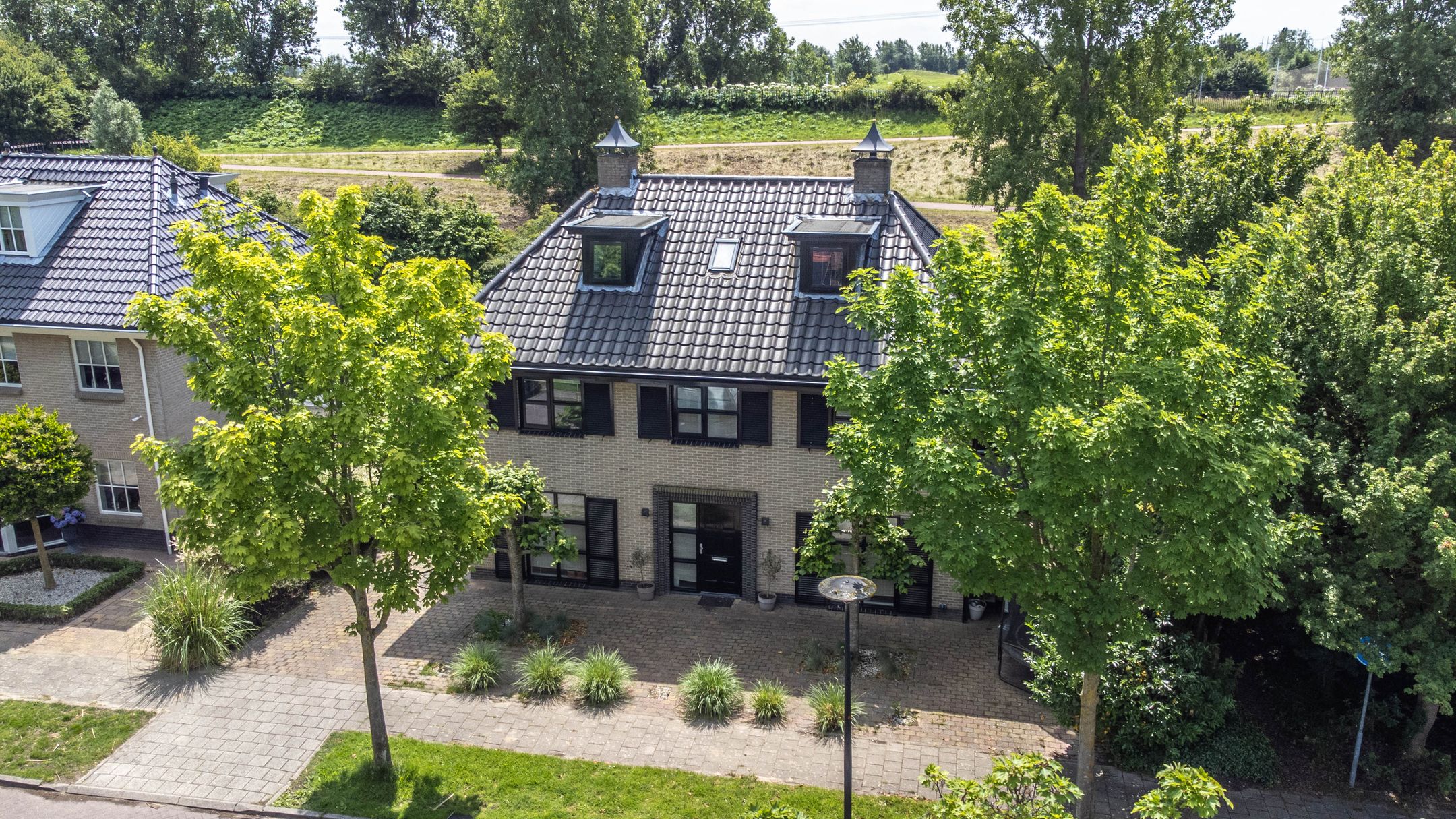 Foto 48 van Jean-Louis Pisuisselaan 2