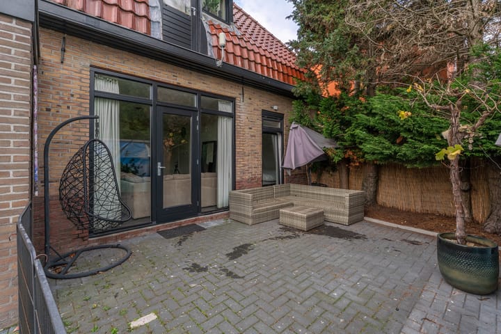 Foto 13 van Rijnsburgerweg 72-A