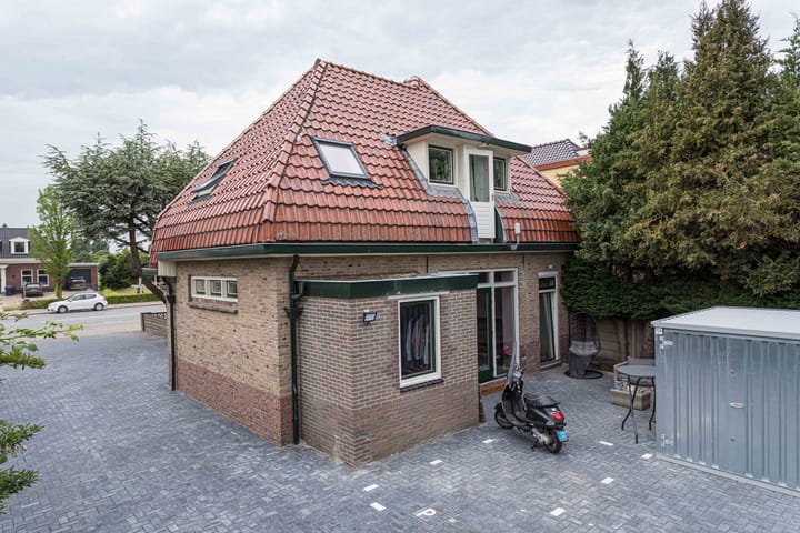 Foto 19 van Rijnsburgerweg 72-A