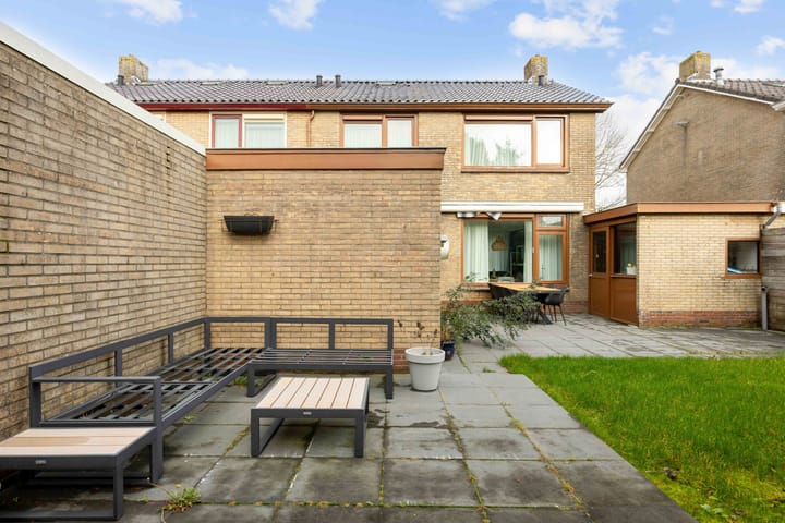 Photo 37 of KN Kuperusstrjitte 9