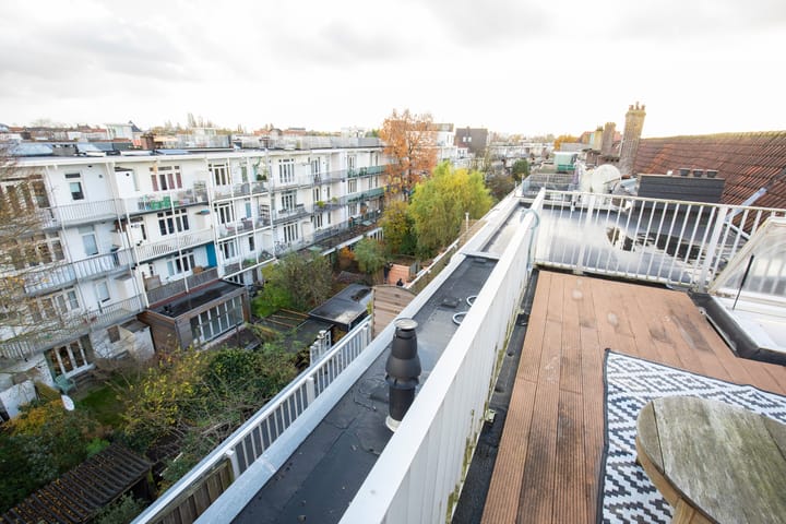 Photo 21 of Orteliusstraat 64-3