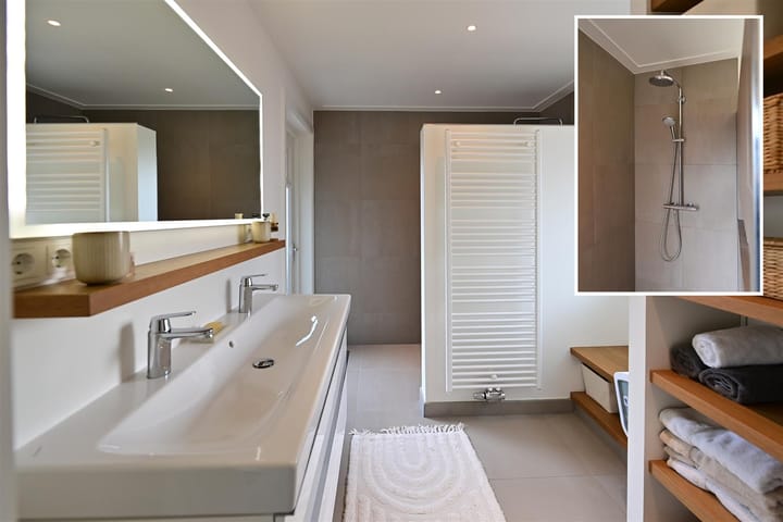 Photo 18 of Van der Helstlaan 17