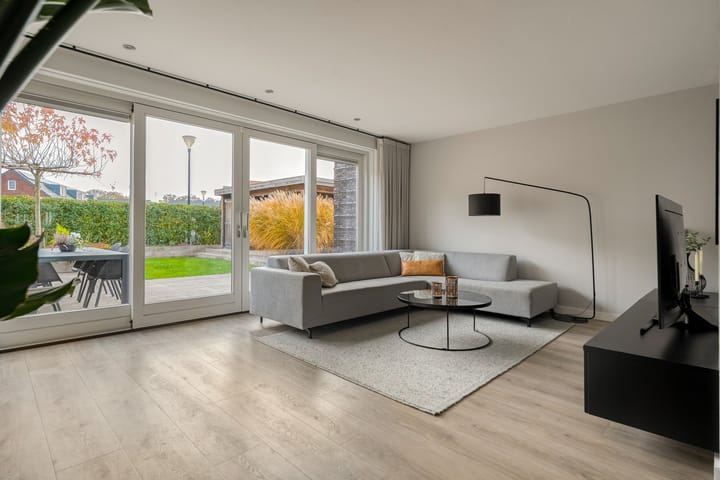 Photo 3 of Mantelspeld 14