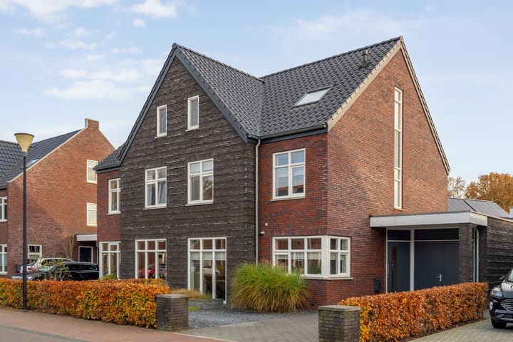 Photo 52 of Mantelspeld 14