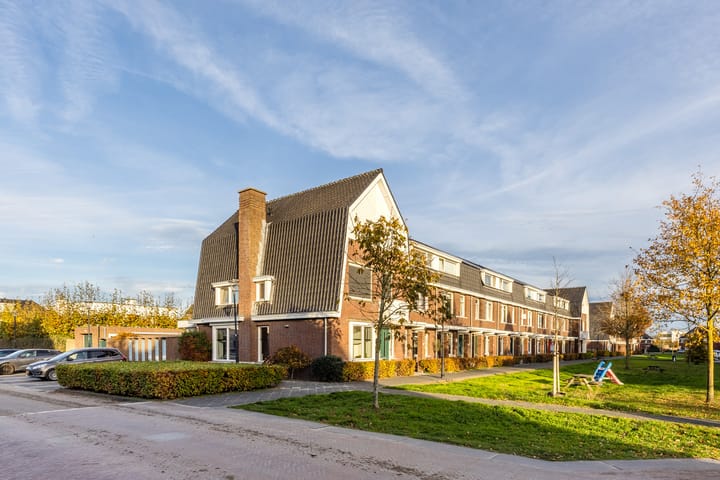 Photo 40 of Veenendaalstraat 123