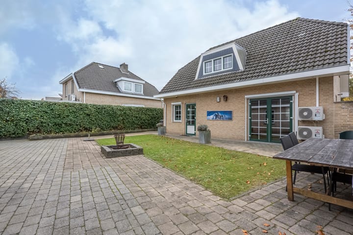 Photo 21 of Pater Pöttgensstraat 18