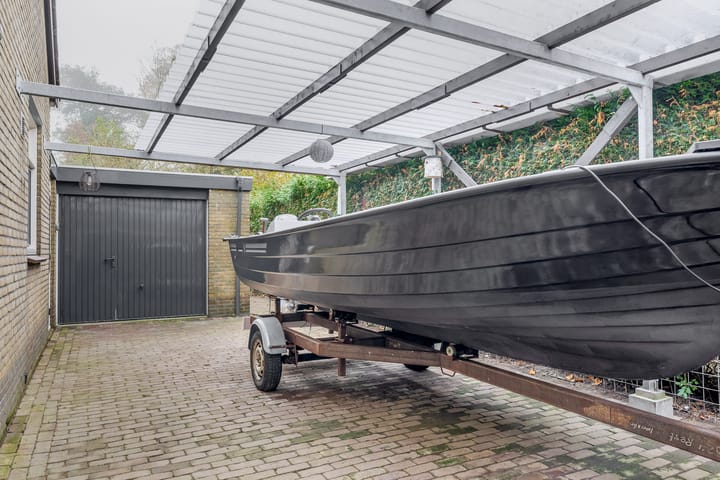 Photo 41 of Galamalaan 16