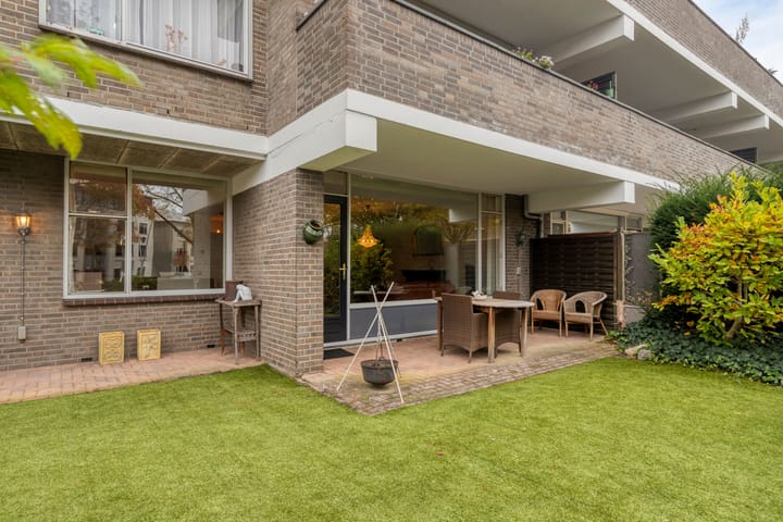 Foto 30 van Wethouder van Eschstraat 93