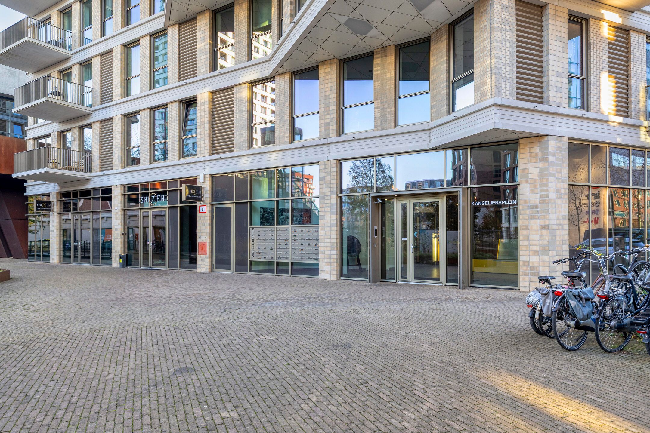 Photo 18 of Kanseliersplein 181