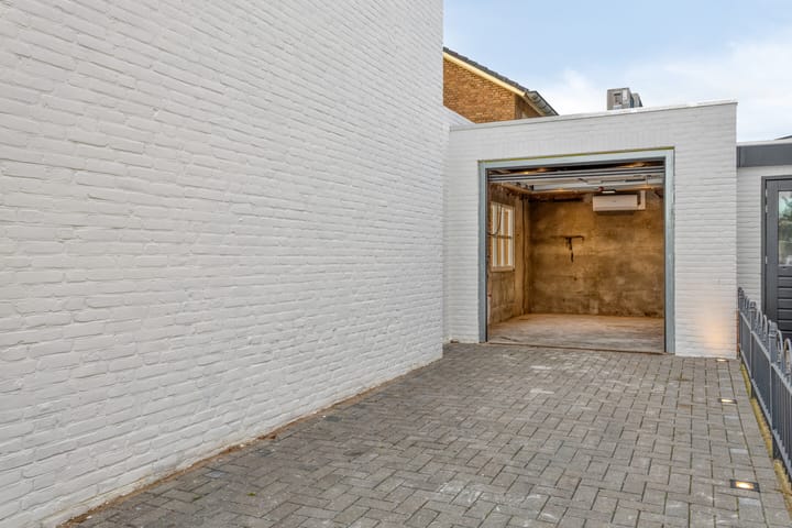 Photo 43 of Boterbloemstraat 1