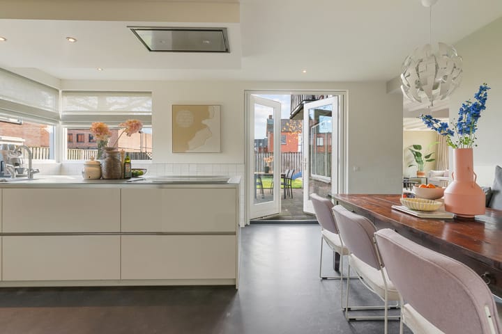 Photo 22 of Vlassert 34