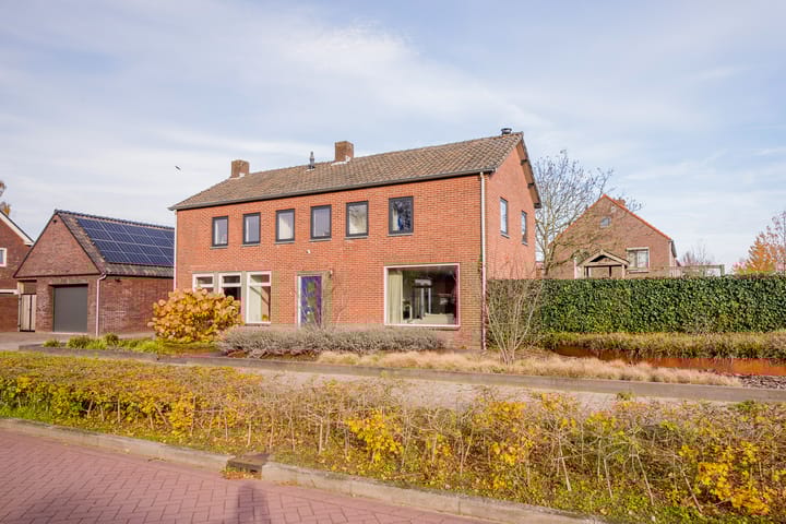 Photo 54 of Vlassert 34